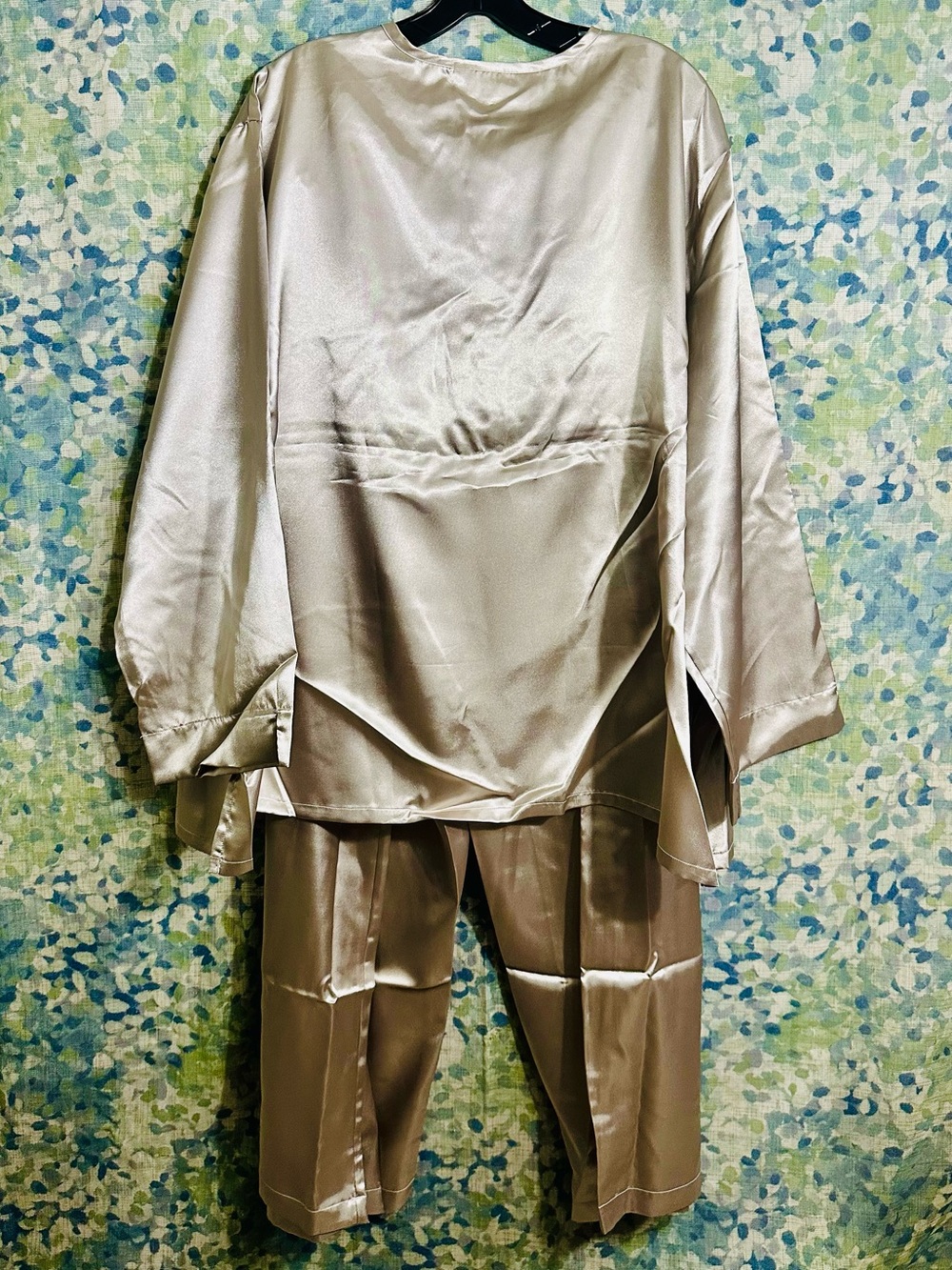 Terry Lewis Satin Pajama Set Metallic Ivory Lounge Set 3X NWT - Picture 3 of 4